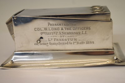 Lot 114 - Late Victorian silver tabletop cigar cutter