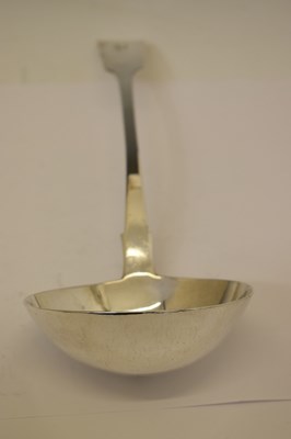 Lot 128 - Late Victorian Irish silver fiddle pattern rat tail ladle