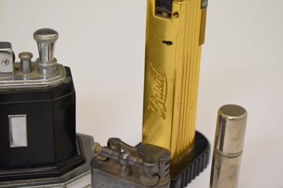 Lot 506 - Quantity of vintage cigarette lighters