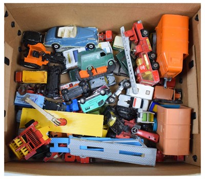 Lot 300 - Quantity of diecast cars and other vehicles