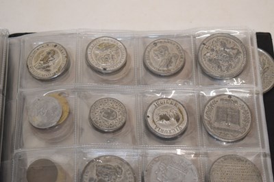 Lot 465 - Quantity of coins and medallions