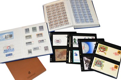 Lot 203 - Quantity of Russian stamps in two stock books
