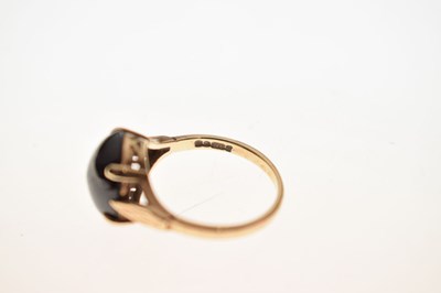 Lot 212 - Garnet cabochon single stone 9ct gold ring, and two pairs of earrings