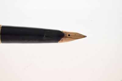 Lot 162 - Parker 9ct gold cased fountain pen and mechanical pencil