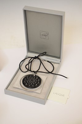 Lot 125 - Lalique 'black Cactus medal' silver pendant