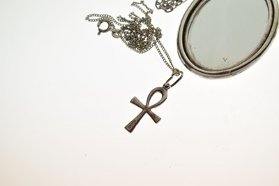 Lot 142 - Assorted silver jewellery