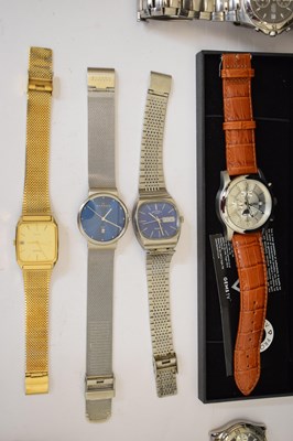 Lot 156 - Assorted gentleman's dress jewellery, watches and accessories