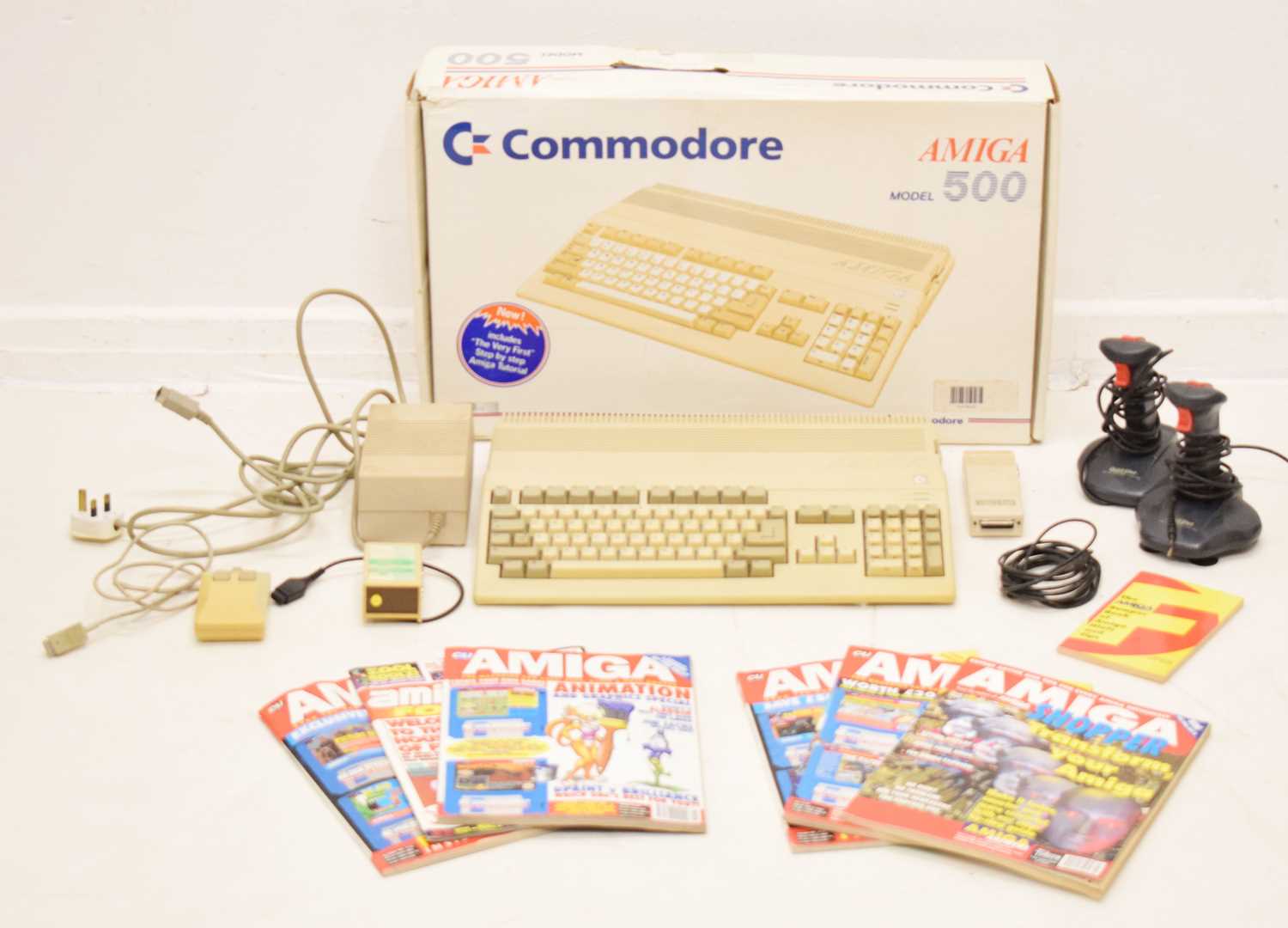 Lot 541 - Commodore Amiga model 500 computer