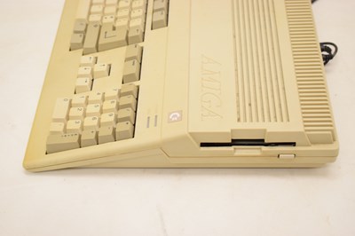 Lot 541 - Commodore Amiga model 500 computer