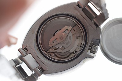 Lot 73 - Seiko - 'Captain Willard' divers bracelet watch, ref. 6105-8110