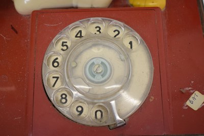 Lot 378 - Vintage Snoopy telephone