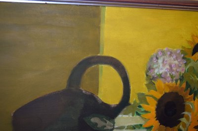Lot 522 - Mary Fedden RA (1915-2012) - Oil on canvas - Sunflowers