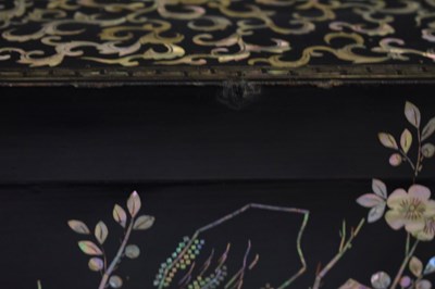 Lot 240 - Korean Joseon style mother-of-pearl inlaid box
