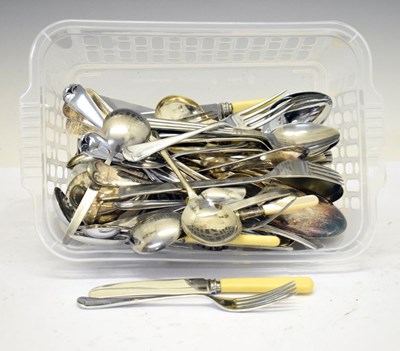 Lot 552 - Quantity of silver-plated cutlery