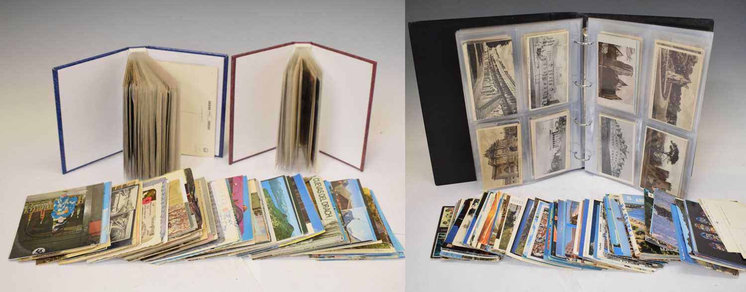 Lot 387 - Large collection of 20th century postcards to include topography, greeting cards, etc