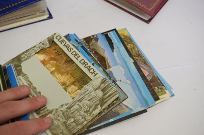 Lot 387 - Large collection of 20th century postcards to include topography, greeting cards, etc