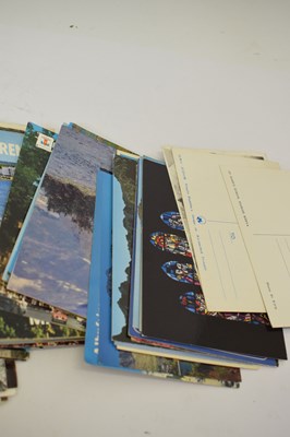 Lot 387 - Large collection of 20th century postcards to include topography, greeting cards, etc