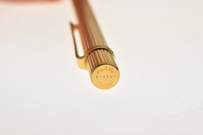 Lot 50 - Vintage Cartier 'Must II' 18kt gold plated ballpoint pen in original Cartier box with paperwork
