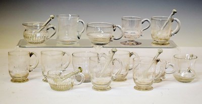 Lot 369 - Collection of fourteen clear glass custard cups etc