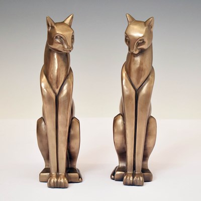 Lot 257 - Two modern bronzed effect cat ornaments by Bronze Art Gallery