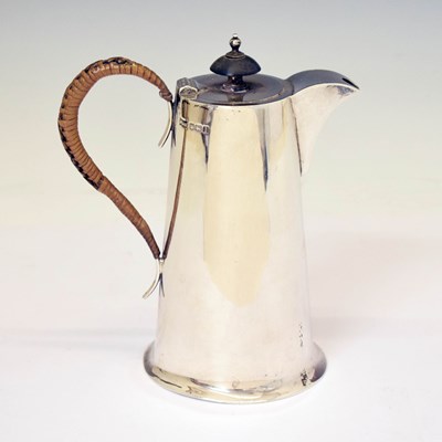 Lot 204 - George V silver hot water pot of tapered form