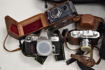 Lot 304 - Nikon D300s digital camera, lenses and accessories