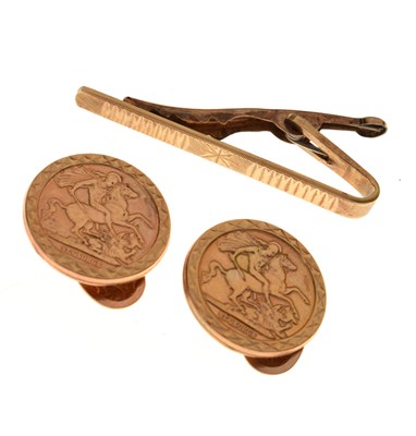 Lot 120 - Pair of 9ct gold cufflinks and a 9ct gold tie clip (2)