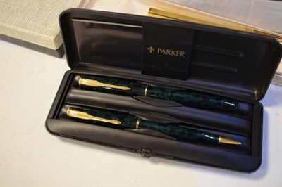Lot 228 - Assorted quantity of fountain and ballpoint pens