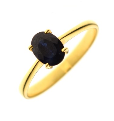 Lot 20 - Yellow metal ring set dark blue stone, stamped '14K'