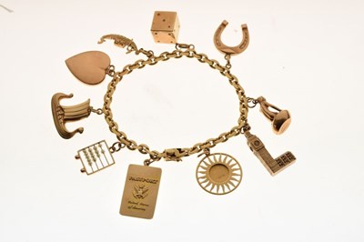 Lot 32 - Belcher link charm bracelet stamped '750'