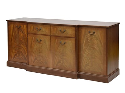 Lot 538 - G-plan 'Traditions' mahogany breakfront sideboard