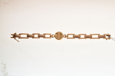 Lot 37 - French gold bracelet
