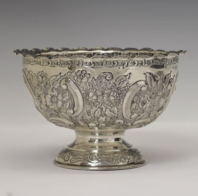 Lot Late Victorian silver bowl