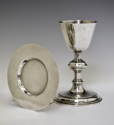 Lot George V silver communion chalice and matching paten