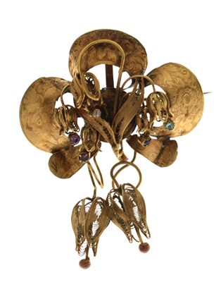 Lot 63 - 19th century yellow metal gem-set brooch