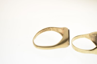 Lot 45 - Two signet rings
