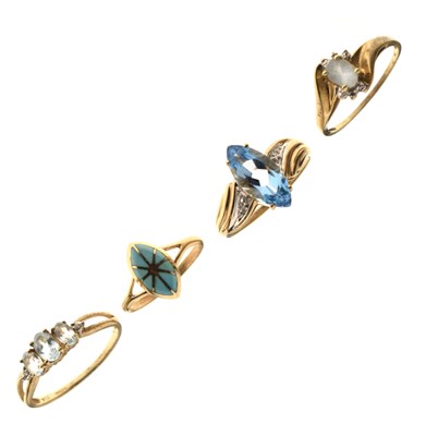 Lot 26 - Four assorted dress rings