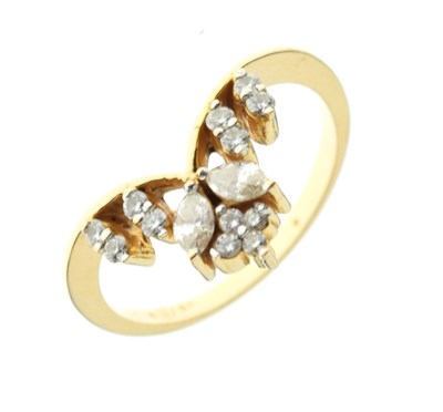 Lot 12 - Diamond dress ring