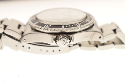 Lot 53 - Rolex – Rare ‘Double-Red’ Sea-Dweller Submariner 2000 bracelet watch, ref. 1665