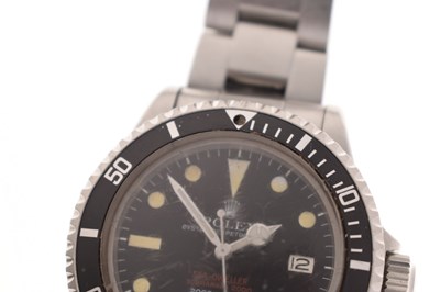 Lot 53 - Rolex – Rare ‘Double-Red’ Sea-Dweller Submariner 2000 bracelet watch, ref. 1665