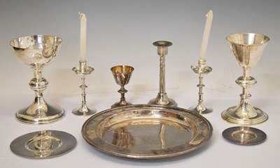 Lot 309 - Early 20th century Walker & Hall silver-plated communion chalice and paten