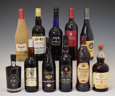 Lot 406 - Various wines and sherry and port