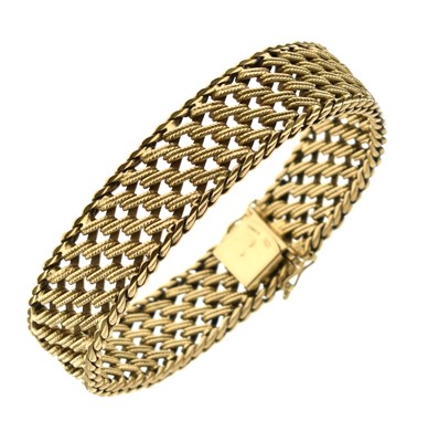 Lot 36 - 9ct gold fancy link bracelet