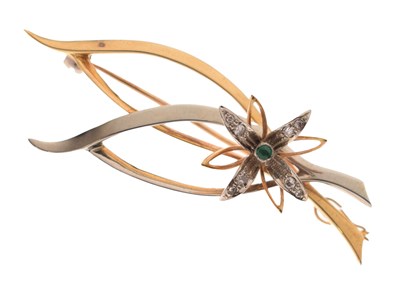 Lot 56 - Yellow and white metal brooch with a spinning flowerhead
