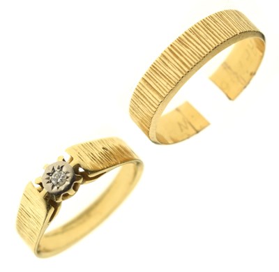 Lot 22 - Matching 18ct gold diamond engagement ring and wedding band