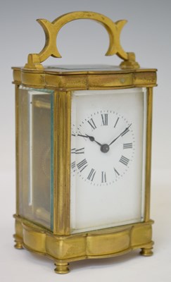 Lot 521 - Early 20th century brass cased carriage timepiece