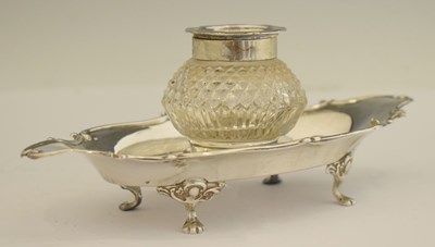 Lot 156 - Edward VII silver desk stand