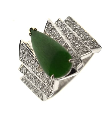 Lot 32 - Diamond and tinted jade dress ring