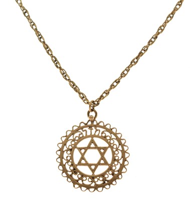 Lot 77 - 9ct gold Star of David pendant necklace
