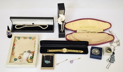 Lot 103 - Quantity of costume jewellery